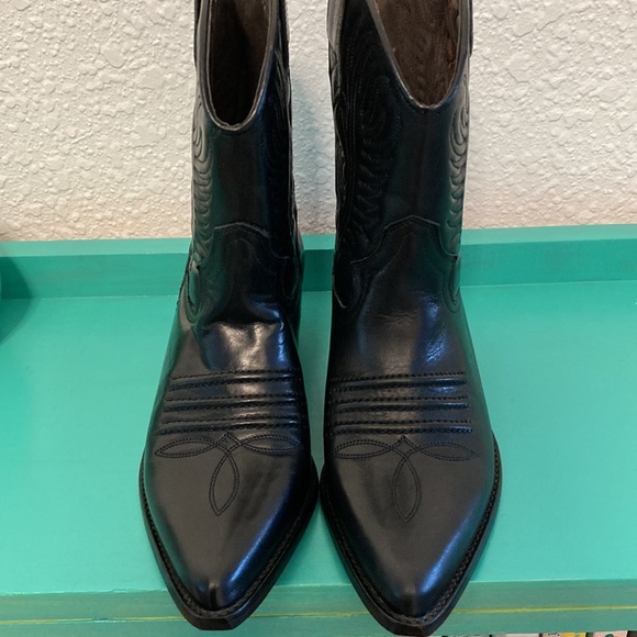 Vintage Guess by Georges Marciano Western Boots Size 6B NWT - Picture 2 of 13